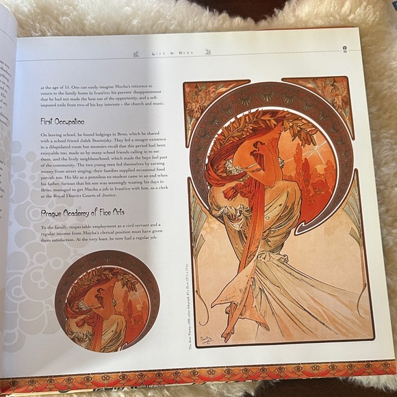 Alphonse Mucha Masterworks Book - Picture 3 of 11